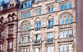 Five Elements Hostel And Capsules Frankfurt
